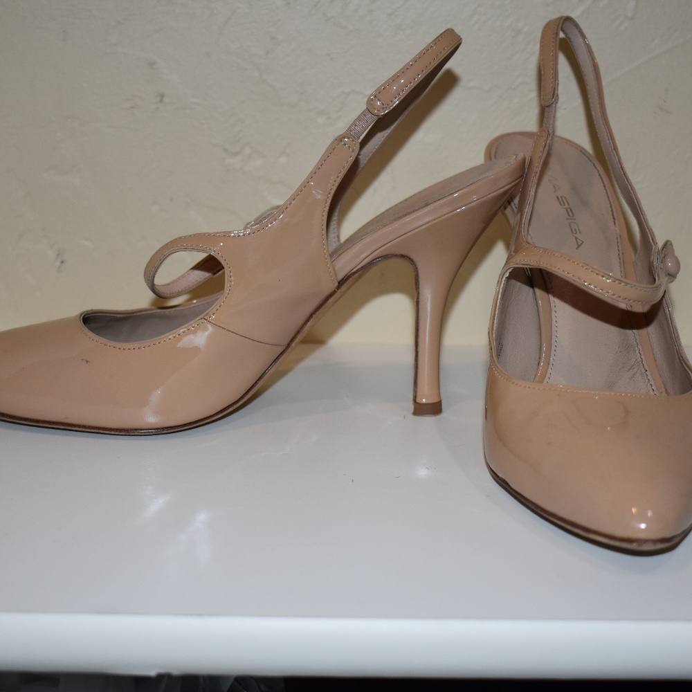 Via Spiga Slingback Nude Pump